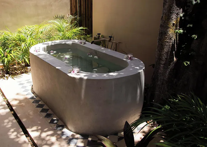 Hotel Collection O Faisano Boutique Luxury Hotel, (adults Only)